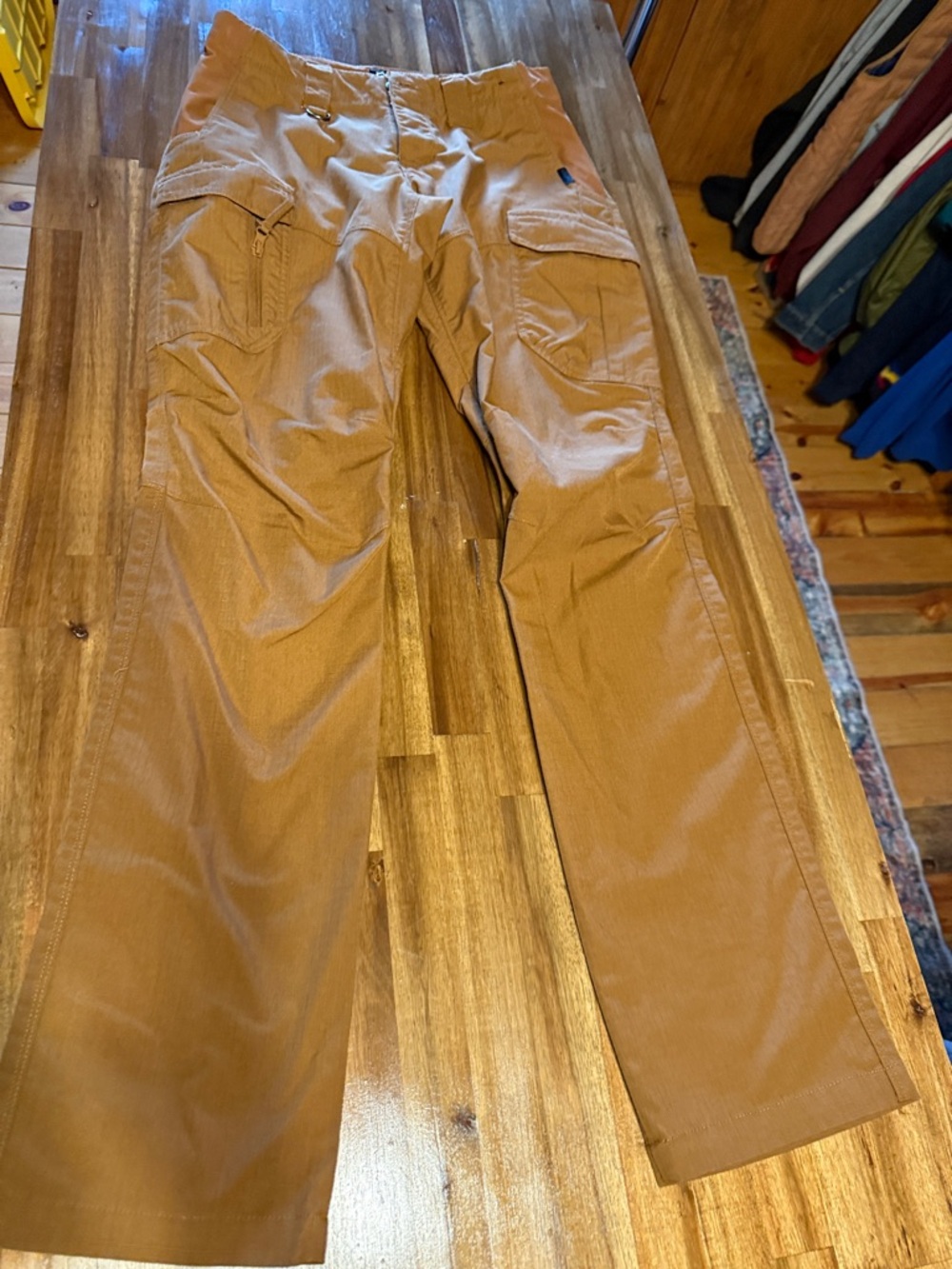 Wimens  Brown Cargo Work Pants - Durable Utility